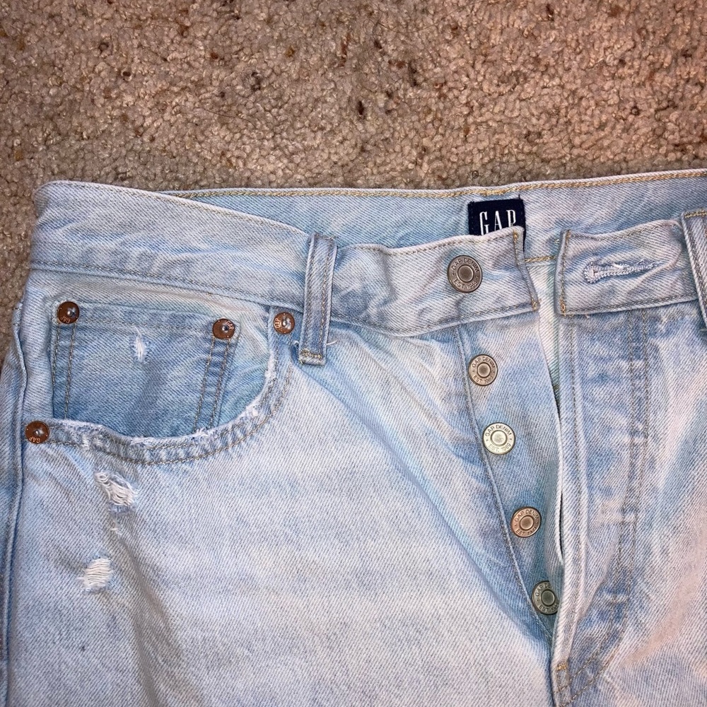 Gap light wash boyfriend fit jeans—worn once!
